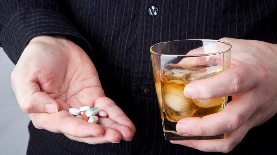 Алкоголь при простуде: яд или лекарство? 