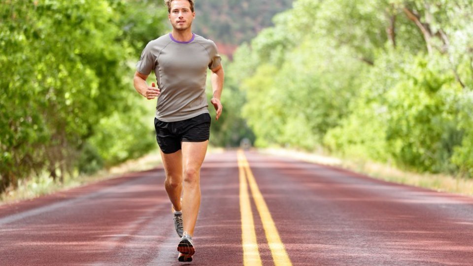 Фитнес-тренировки и занятия бегом при гипертонии
