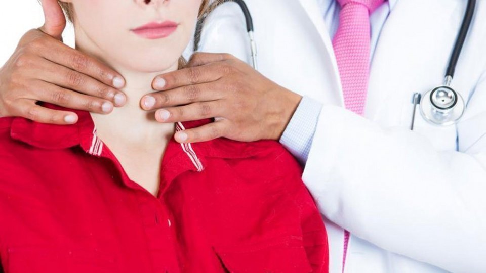 Аденома щитовидной железы: причины и симптомы